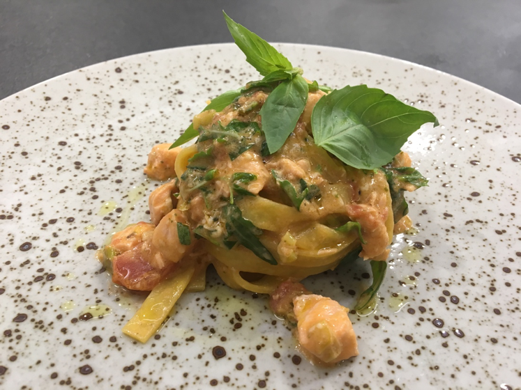 Tagliatelle s lososem