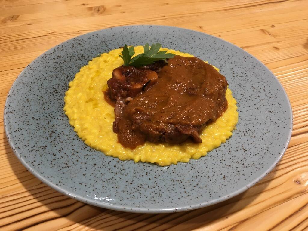 Ossobuco s milánským risottem