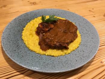 Ossobuco s milánským risottem