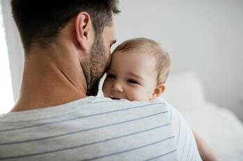 Jak muže změní příchod jeho prvního dítěte?