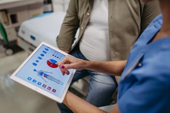 Trápí vás vysoký cholesterol? 5 změn, kterými ho snížíte přirozeně a bez léků