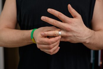 Cítíte se nafouklí a těžcí? 5 běžných příčin zadržování vody v těle