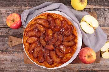 Upečte si Tarte tatin! Proslulý francouzský jablečný koláč.