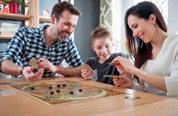 Stolní hra pomůže podpořit rodinné vztahy, vaši kreativitu i logické myšlení